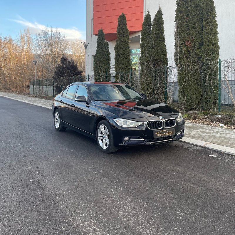 BMW 320 2014 - Слика на автомобил